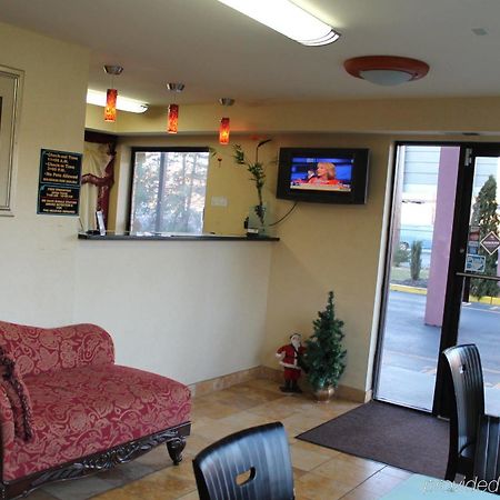 Express Inn - Wall Farmingdale Interior foto